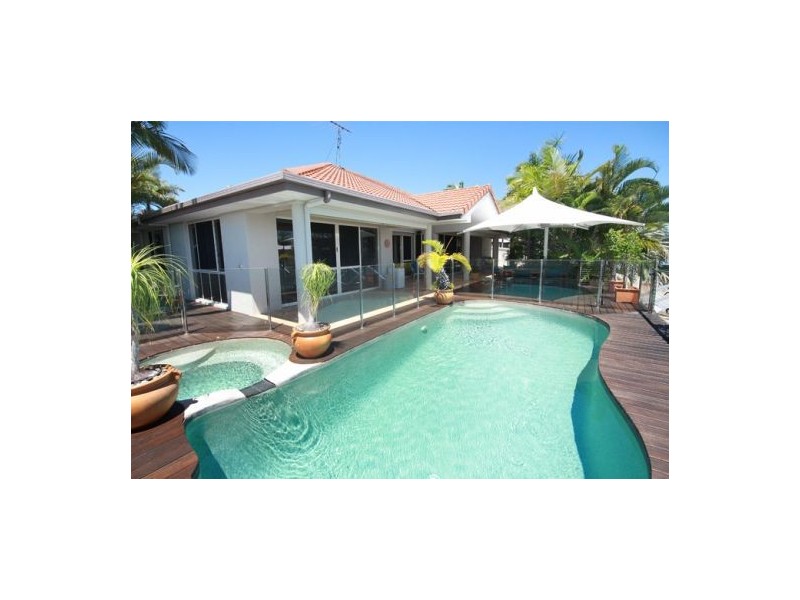 8 Chiswell Place, Maroochydore QLD 4558