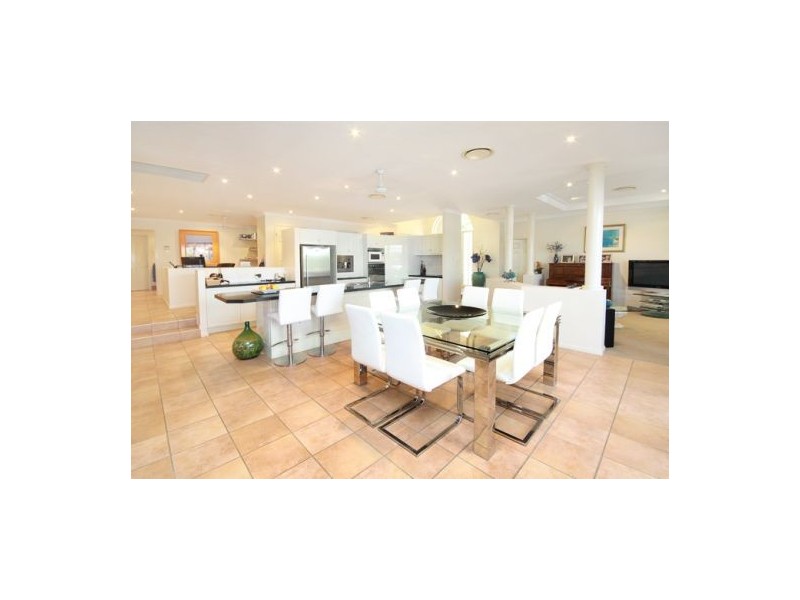 8 Chiswell Place, Maroochydore QLD 4558