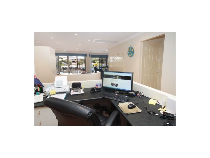 8 Chiswell Place, Maroochydore QLD 4558