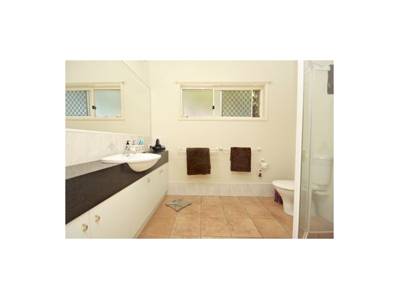 8 Chiswell Place, Maroochydore QLD 4558