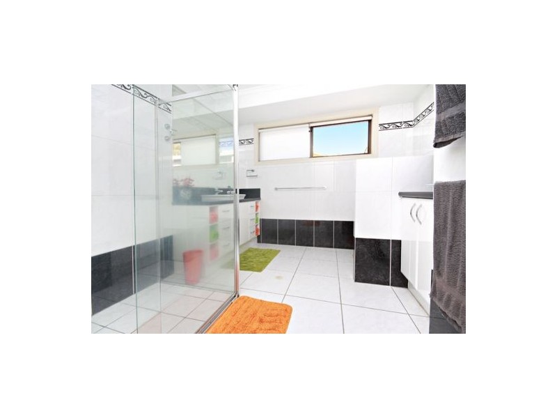 10 Rosella street, Buddina QLD 4575