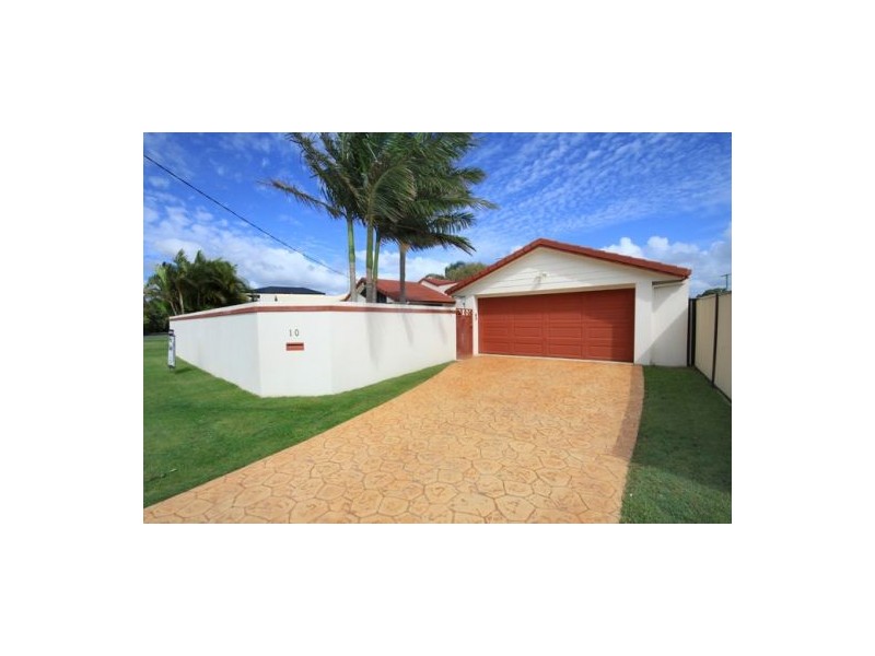 10 Rosella street, Buddina QLD 4575