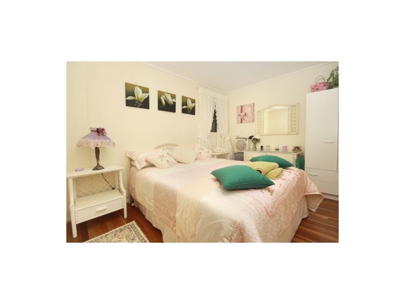 7  Drake Street, Golden Beach QLD 4551