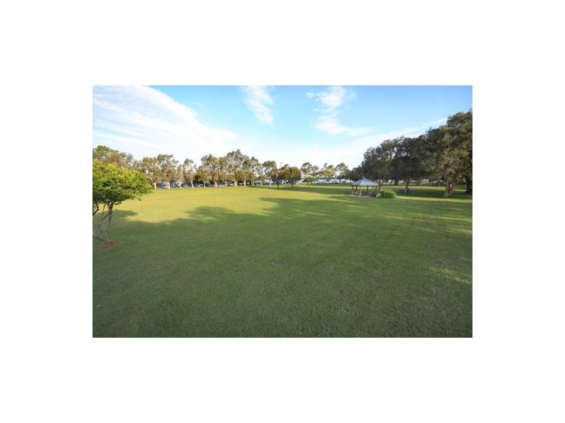 7  Drake Street, Golden Beach QLD 4551