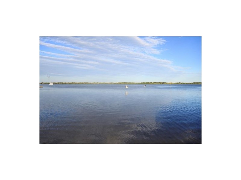 7  Drake Street, Golden Beach QLD 4551