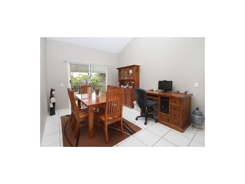 9 Bimini Street, Kawana Island QLD 4575