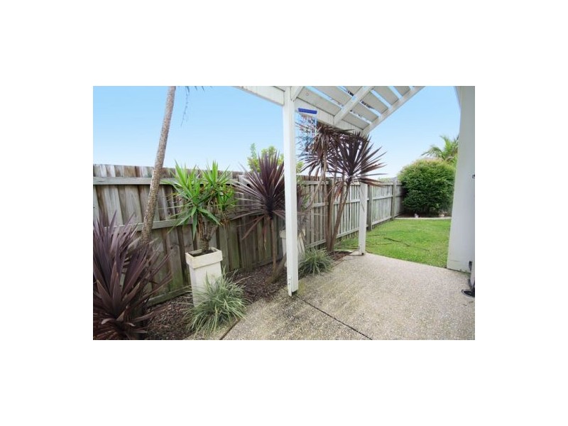 9 Bimini Street, Kawana Island QLD 4575