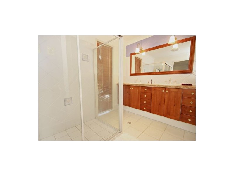 9 Greenhaven Drive, Palmview QLD 4553