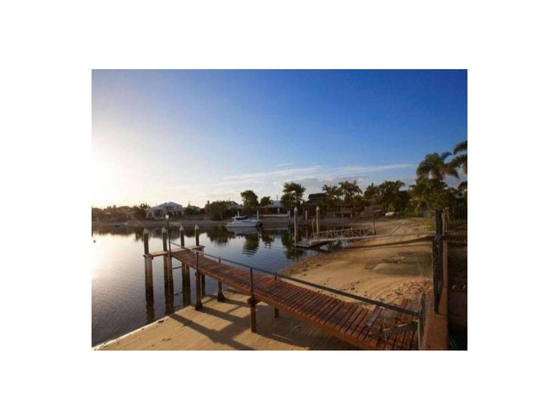 8 Carwoola Crescent, Mooloolaba QLD 4557