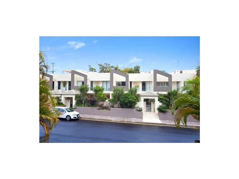 3/8 Leo Crescent, Alexandra Headland QLD 4572