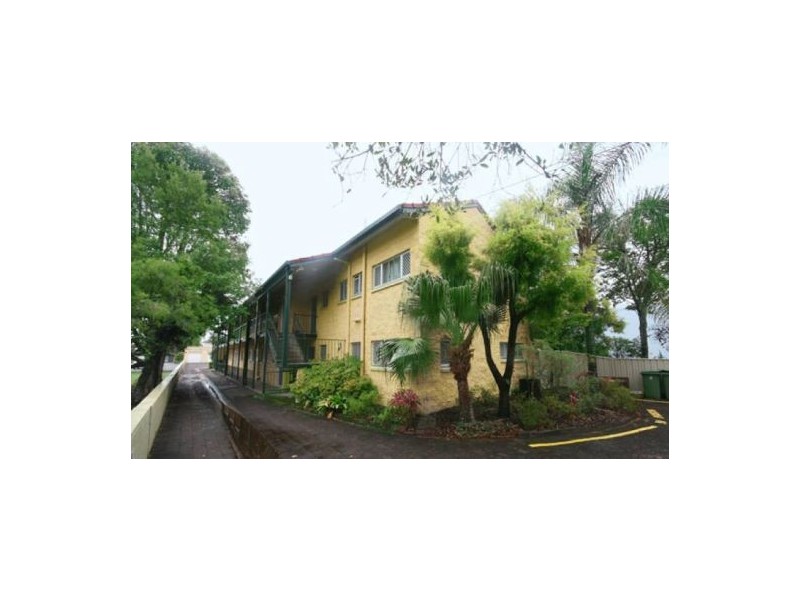 4 ‘Seville Court’ 9 Beach Rd, Maroochydore QLD 4558