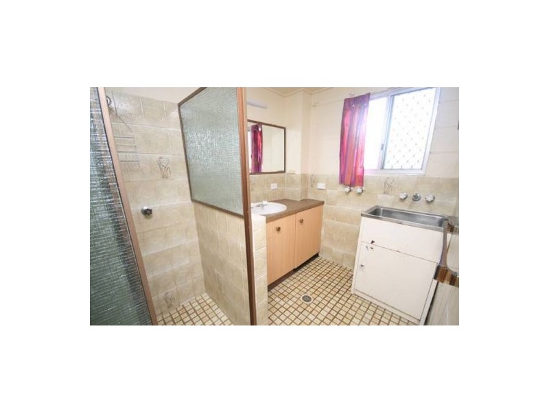 4 ‘Seville Court’ 9 Beach Rd, Maroochydore QLD 4558