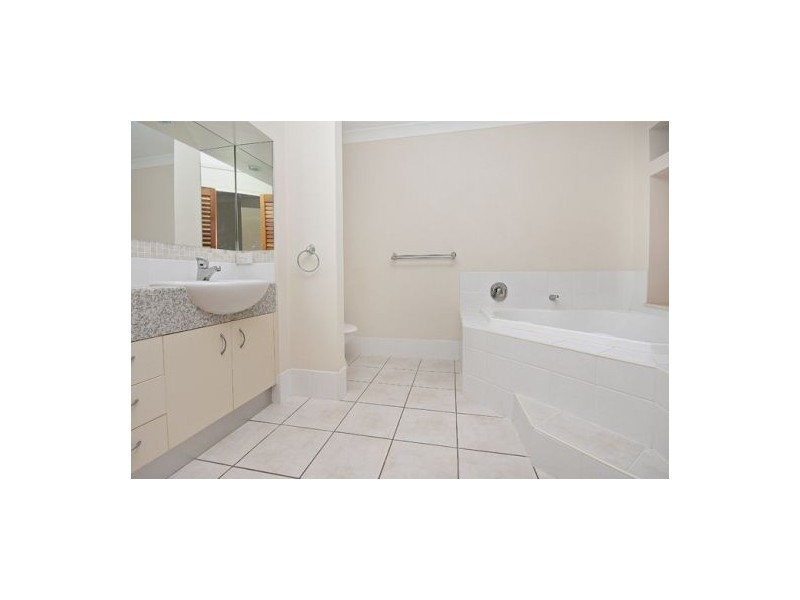 18 ‘Rivers on Duporth’ 22 Anzac Ave, Maroochydore QLD 4558