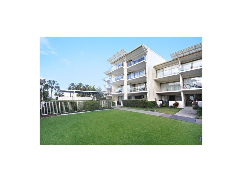 Unit 34 ‘Leeward’ 1 Grenada Way, Kawana Island QLD 4575