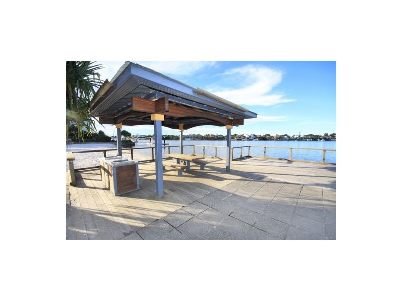Unit 34 ‘Leeward’ 1 Grenada Way, Kawana Island QLD 4575