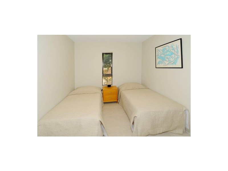 5 ‘Illawong Inn’ 48 Parkyn Pde, Mooloolaba QLD 4557