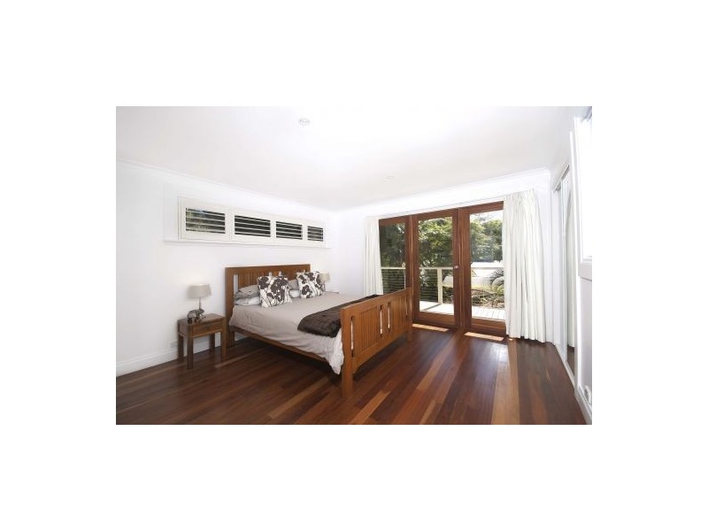 8 Pakee Street, Alexandra Headland QLD 4572