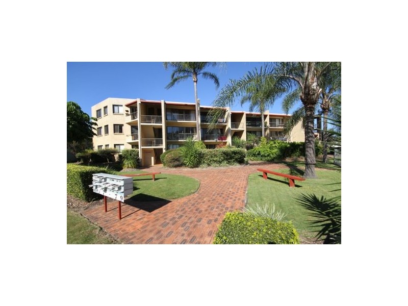 11 ‘Humzy Villas’ 77 Bradman Avenue, Maroochydore QLD 4558