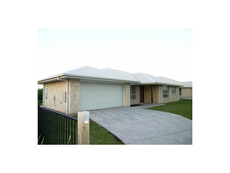 8 Wallace Close, Coes Creek QLD 4560