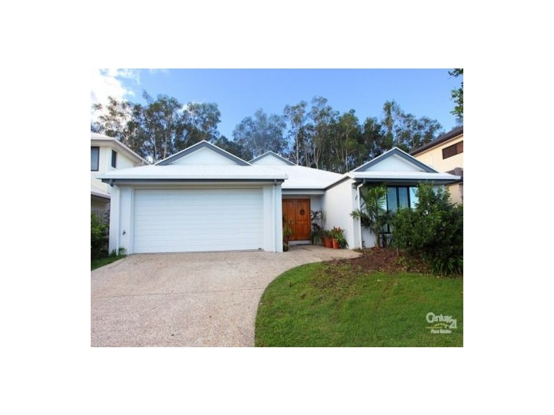 8 Veerings Crescent, Twin Waters QLD 4564