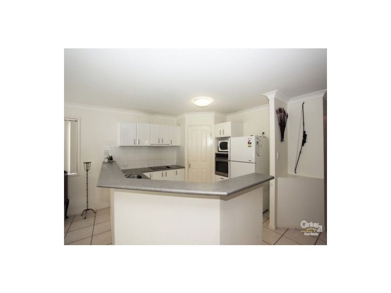 8 Veerings Crescent, Twin Waters QLD 4564