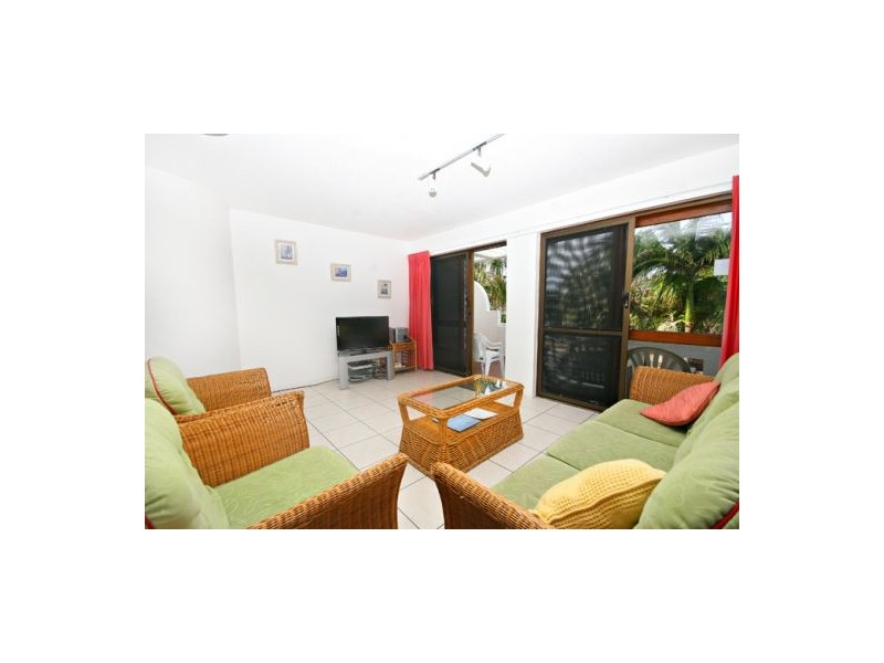 17 ‘Camargue’ 52 Alexandra Parade, Cotton Tree QLD 4558