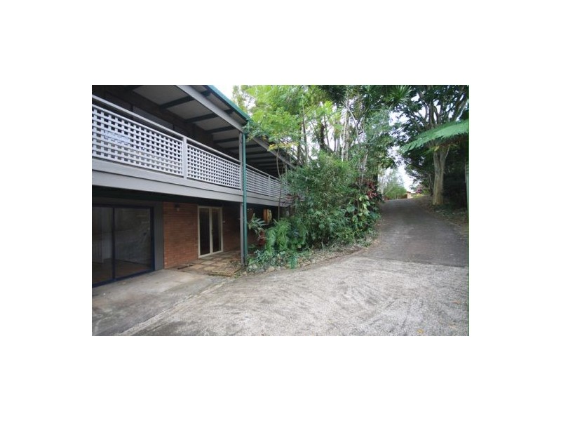 5 Holly Green Crescent, Palmwoods QLD 4555