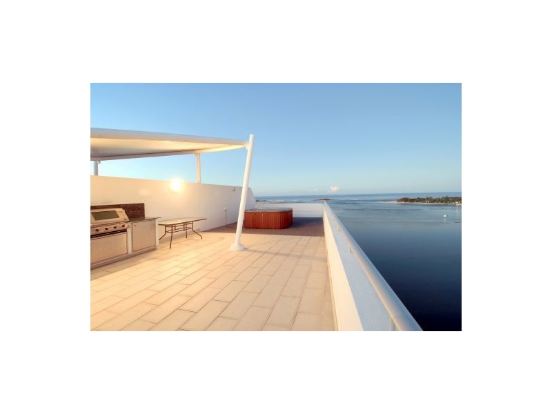 1006 ‘Waves’ 36 Duporth Avenue, Maroochydore QLD 4558