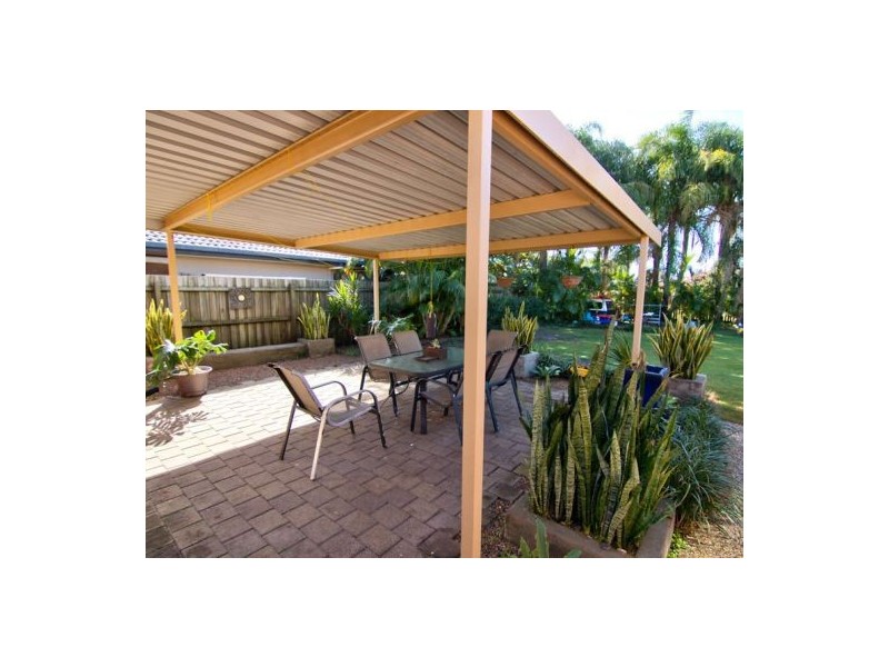 5 Rosella Street, Buddina QLD 4575