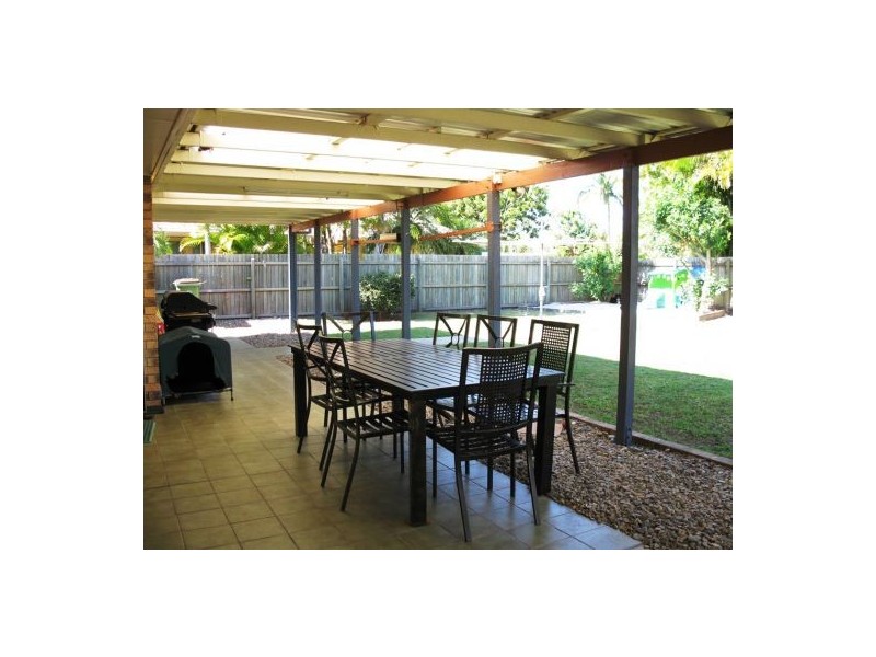 24 Pheasant Street, Buddina QLD 4575