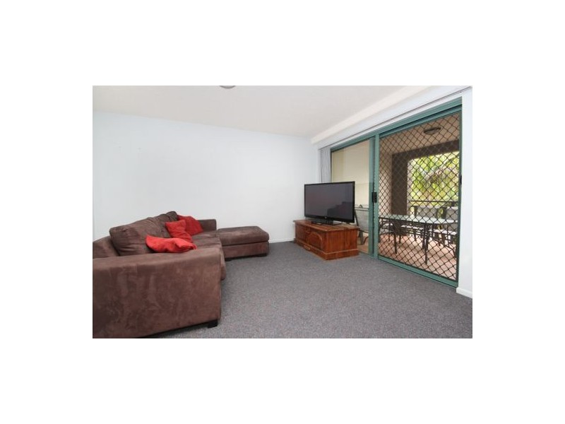 12 ‘Seashapes’ 44 Fourth Avenue, Cotton Tree QLD 4558