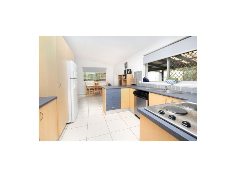 18  Holly Green Crescent, Palmwoods QLD 4555