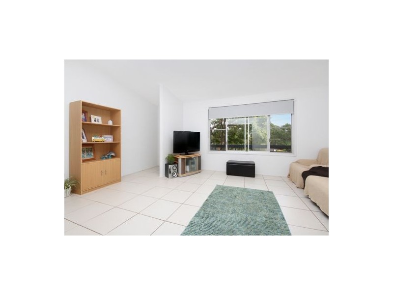 18  Holly Green Crescent, Palmwoods QLD 4555