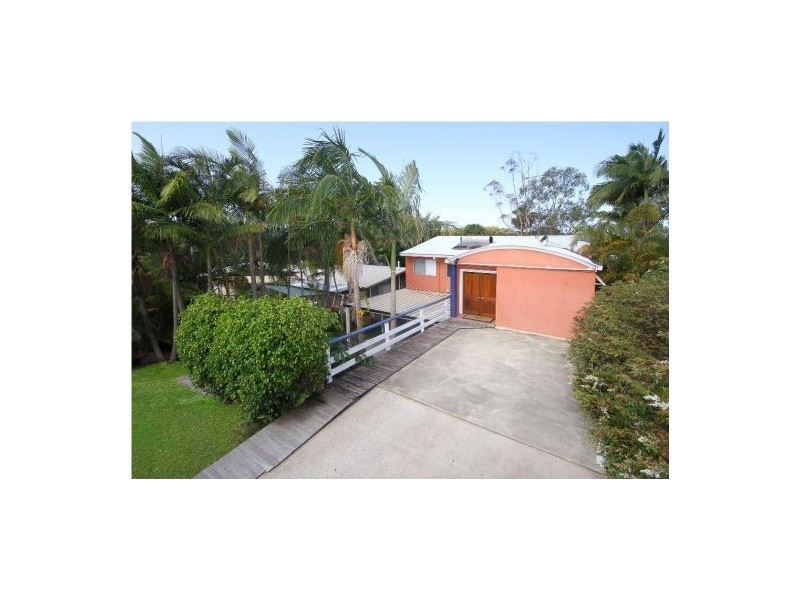 12  Woonum Road, Alexandra Headland QLD 4572