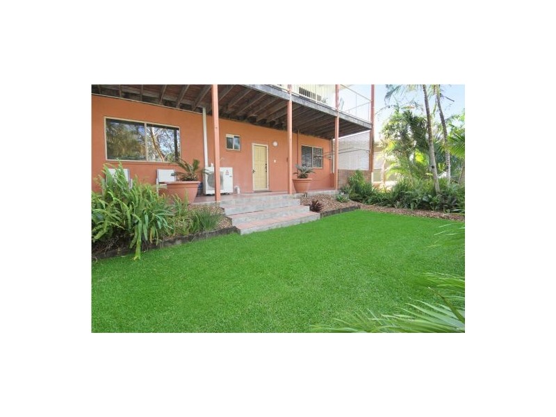 12  Woonum Road, Alexandra Headland QLD 4572