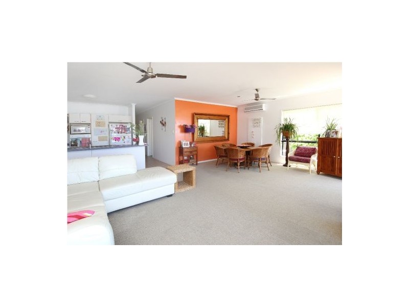 1/10 Carrothool Place, Mooloolaba QLD 4557