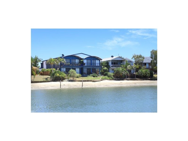 1/10 Carrothool Place, Mooloolaba QLD 4557