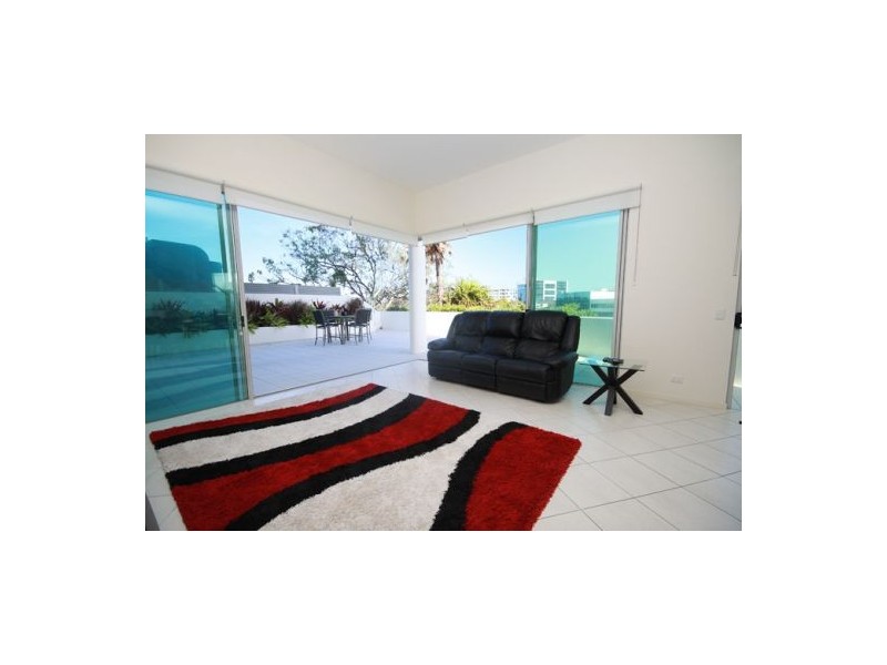 U203 ‘Aurora’ 4 -6 Duporth Avenue, Maroochydore QLD 4558