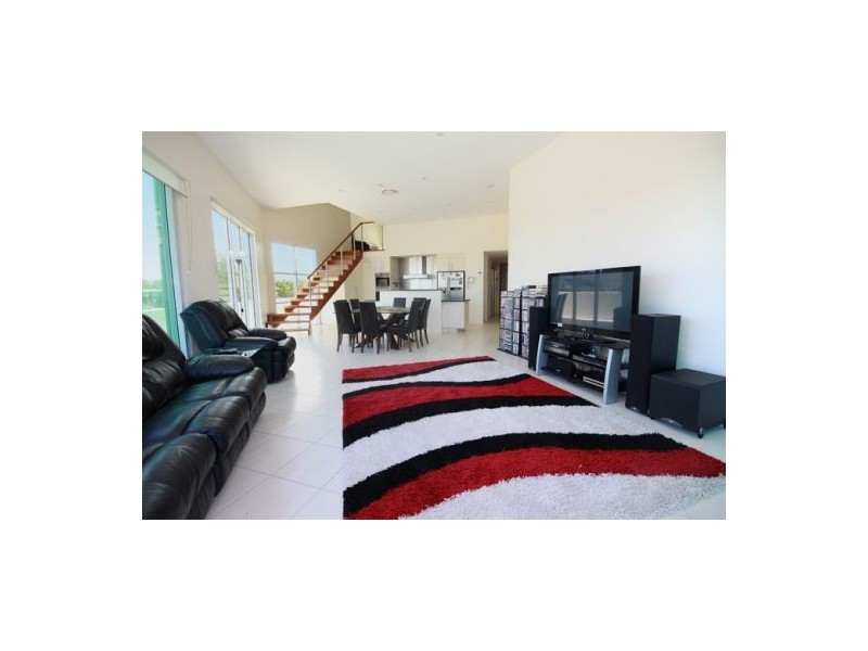 U203 ‘Aurora’ 4 -6 Duporth Avenue, Maroochydore QLD 4558