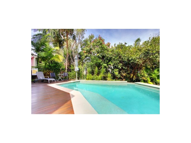 15 Regent Court, Mount Coolum QLD 4573