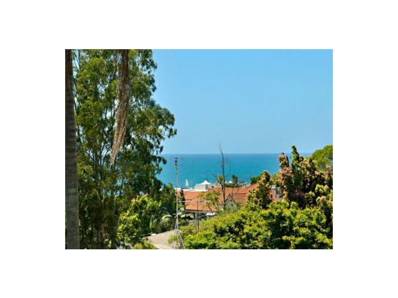 106 Mooloolaba Road, Alexandra Headland QLD 4572