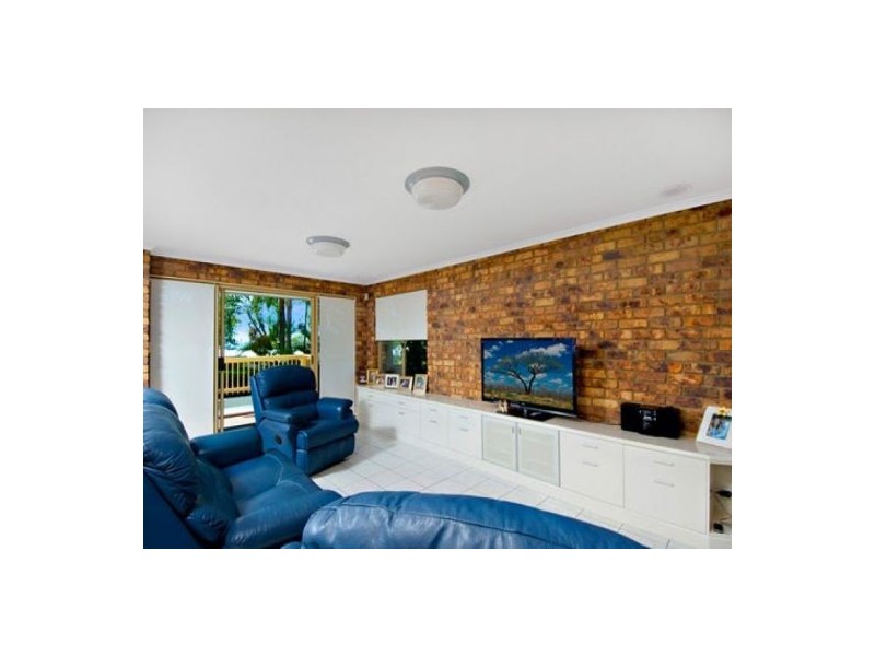 106 Mooloolaba Road, Alexandra Headland QLD 4572