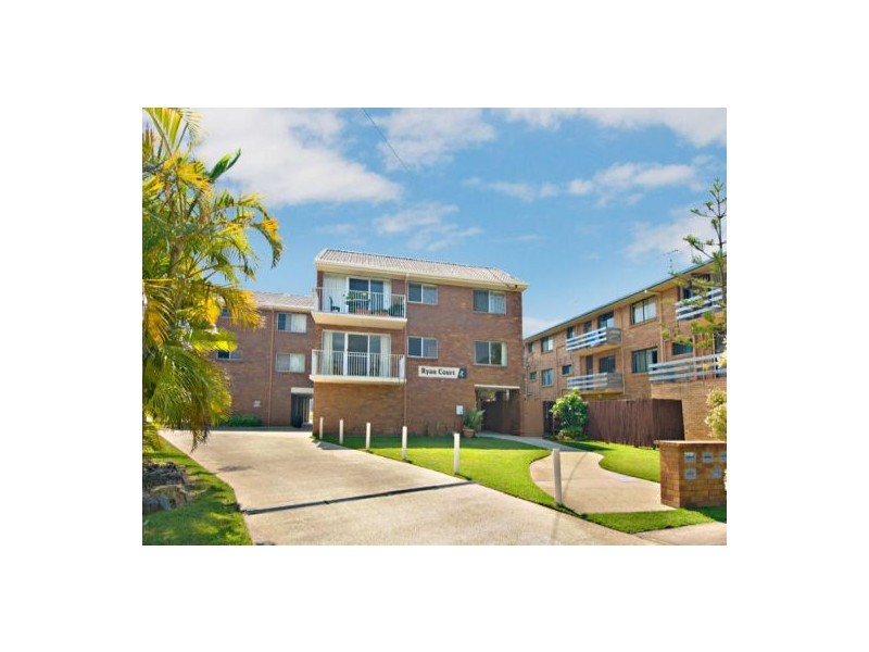 1/24 Pangarinda Place, Mooloolaba QLD 4557