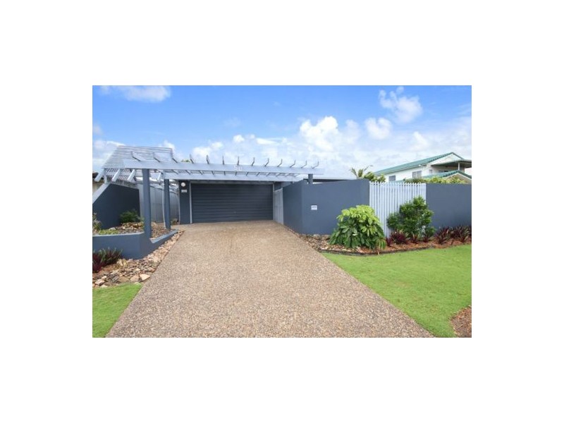 50 Oceanic Drive, Warana QLD 4575