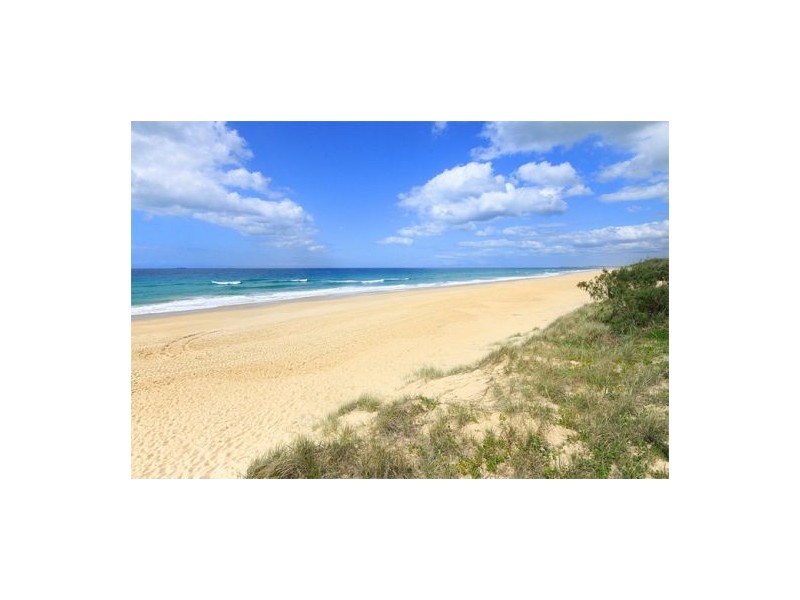 50 Oceanic Drive, Warana QLD 4575