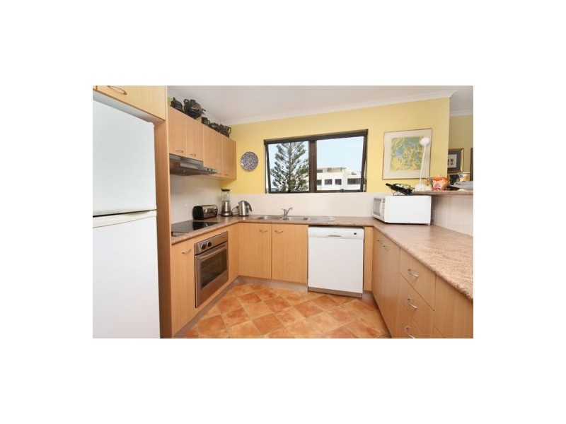 10 ‘Shara’ 128 Alexandra Parade, Alexandra Headland QLD 4572