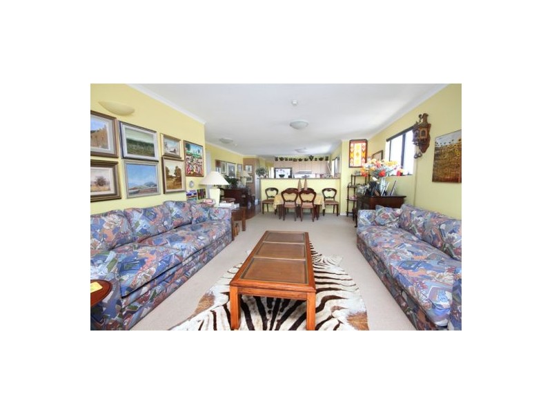 10 ‘Shara’ 128 Alexandra Parade, Alexandra Headland QLD 4572