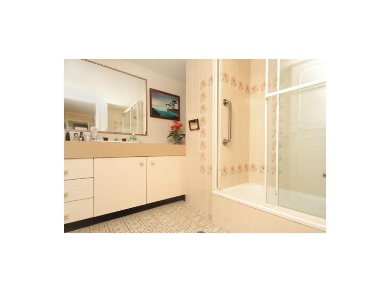 10 ‘Shara’ 128 Alexandra Parade, Alexandra Headland QLD 4572