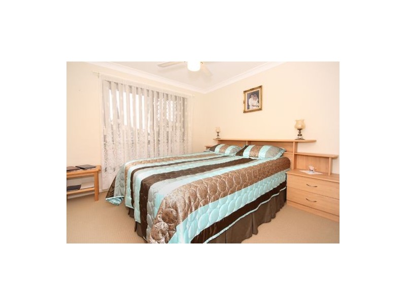 2 Grenada Way, Kawana Island QLD 4575