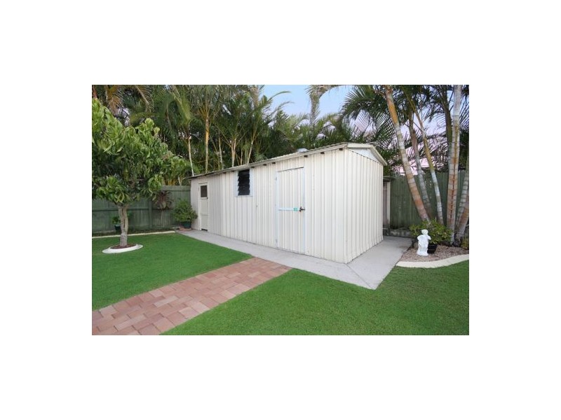 2 Grenada Way, Kawana Island QLD 4575